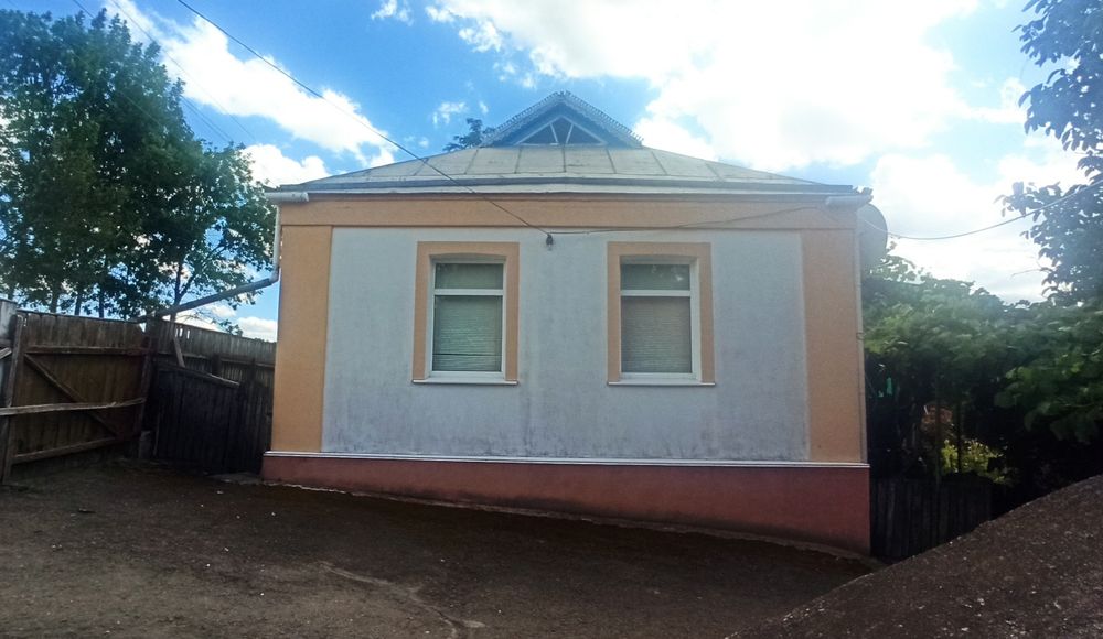 Продається теплий будинок в с. Лозуватка