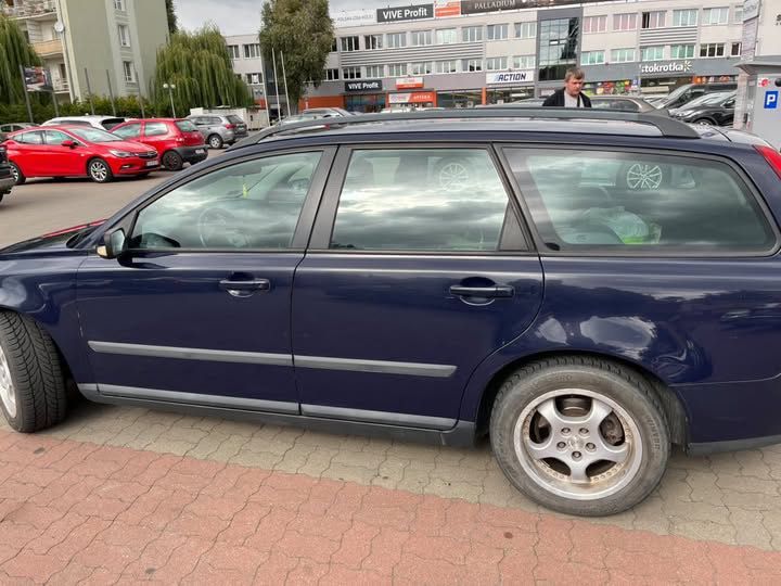 Sprzedam samochód Volvo V50 2.0 Disel