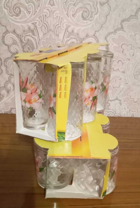 Продам набір стаканів