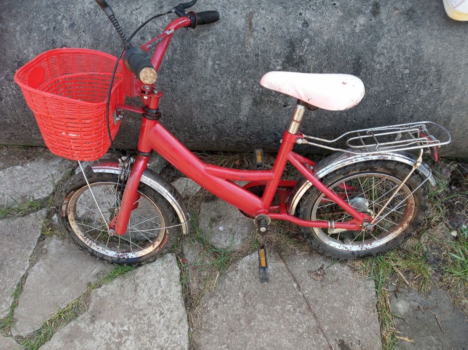 Велосипед, колеса 14 дюймів