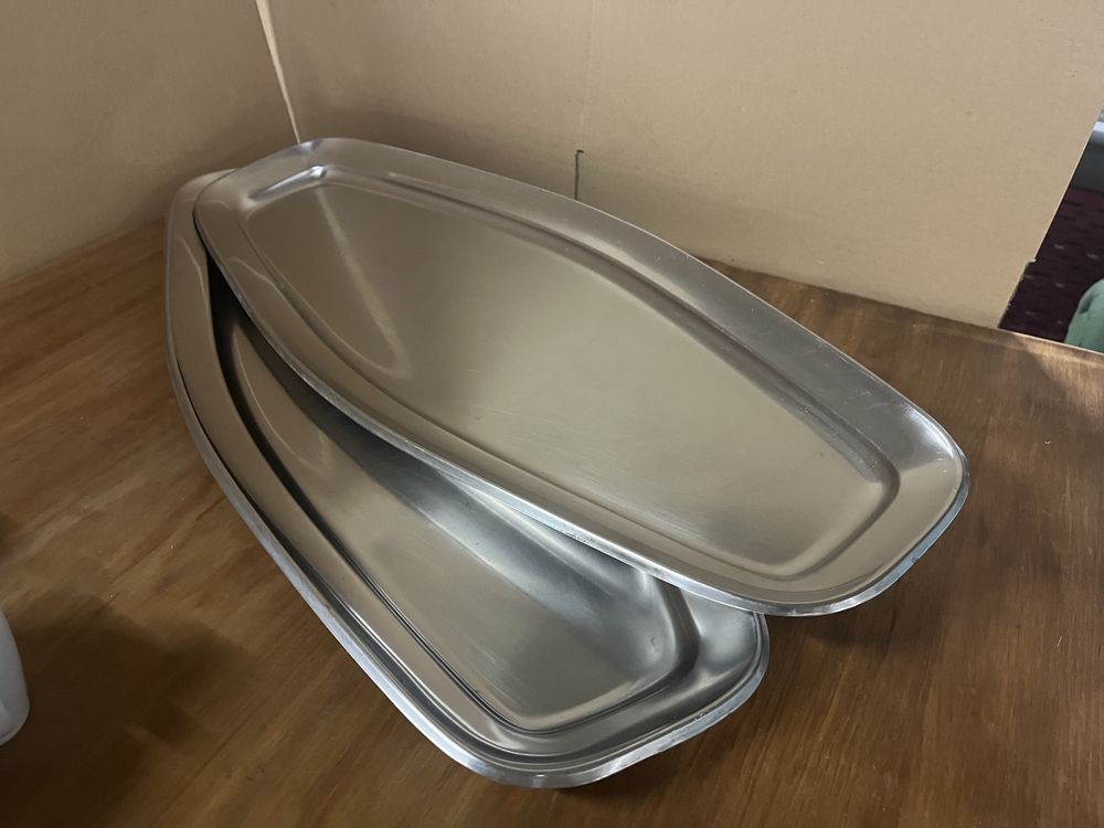 Travessas em inox ovais 2 unidades novas 65x26