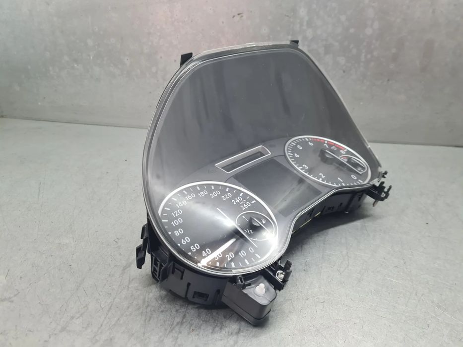Quadrante / painel de instrumentos MERCEDES-BENZ Classe A (W176)