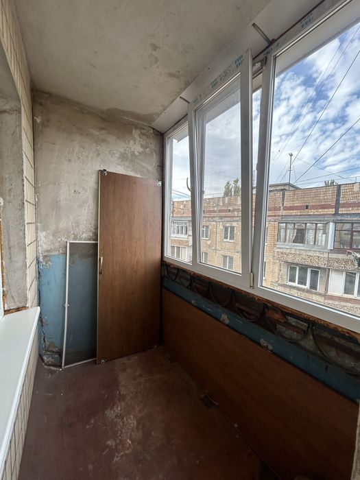 АРТЕМ, І.Авраменка продаж 3 кімнатноі квартири, кімнати окремі, ЄОселя