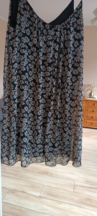 Sukienka letnia na ramiączkach z podszewką