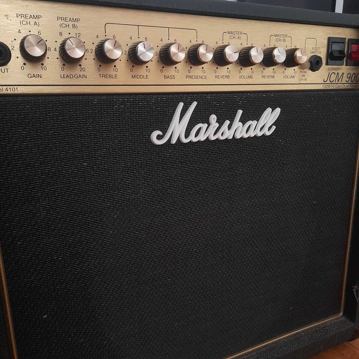 Marshall JCM 900 100w Hi Gain Dual Reverb