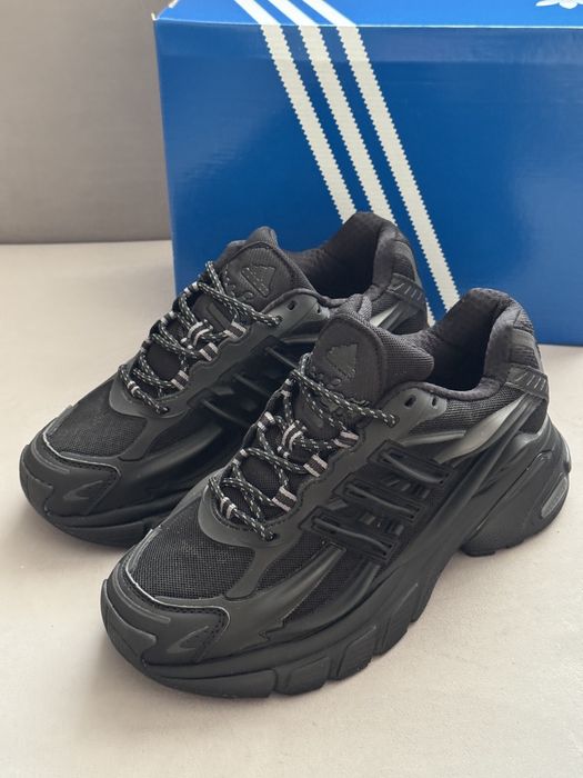 Pharrell's Adidas Jellyfish Black‘2025