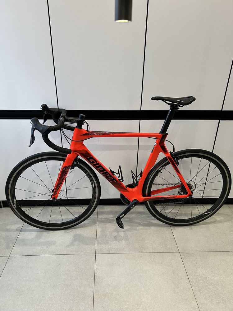 Giant propel advanced M/L aero road
