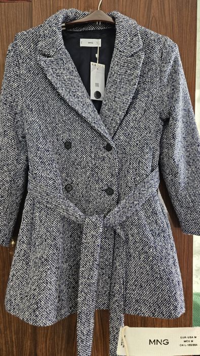 Продам пальто MANGO