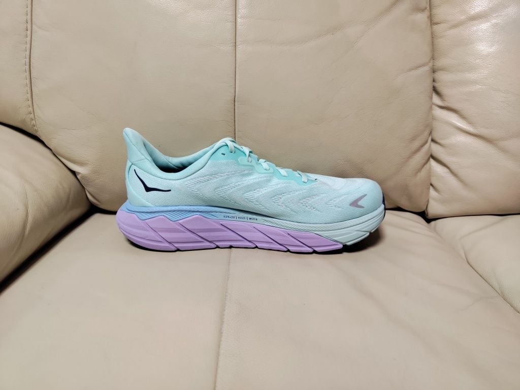 Hoka One One, M Arahi 6, 44