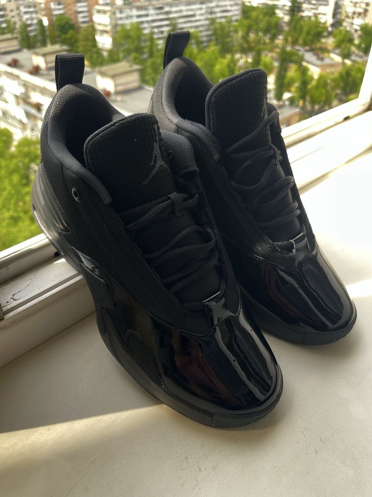 Кросівки Jordan Max Aura 6