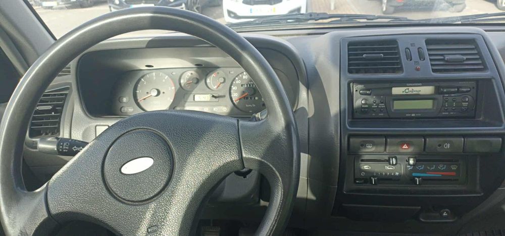 Vendo Ford Maverick td27 GLS