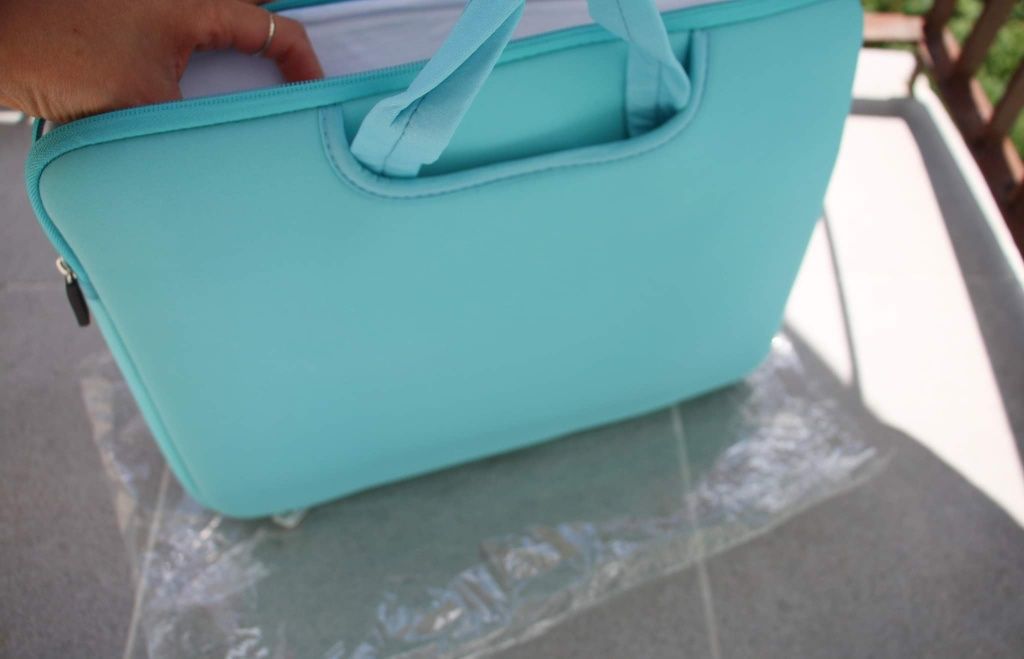Nowa torba na laptopa 15,4"