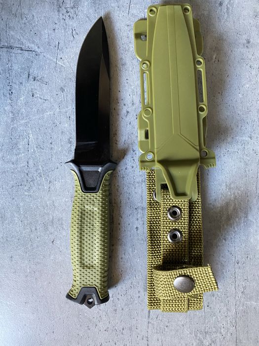 Nóż Fiskars Nowy bagnet EDC survival
