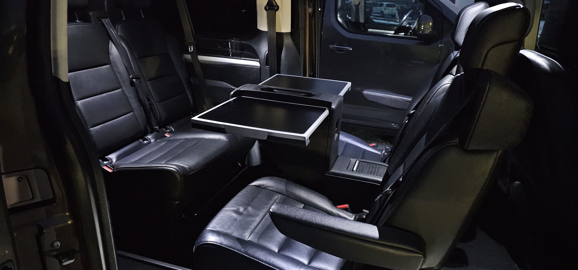 Wynajem Peugeot Traveller BUSINESS VIP CLASS. 7 osobowy.Ferie,wakacje