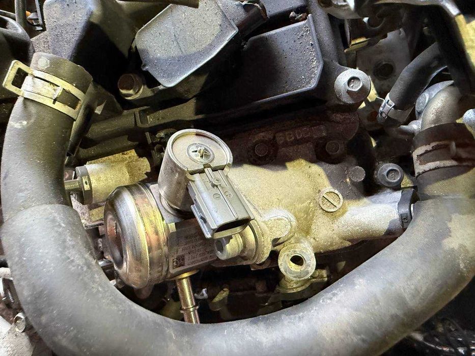 Оригінальний паливний насос ТНВД Nissan 1.6 DIG-T 16630-HY00A