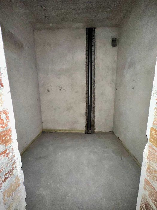 Простора 2-кім квартира в ЖК Долішній