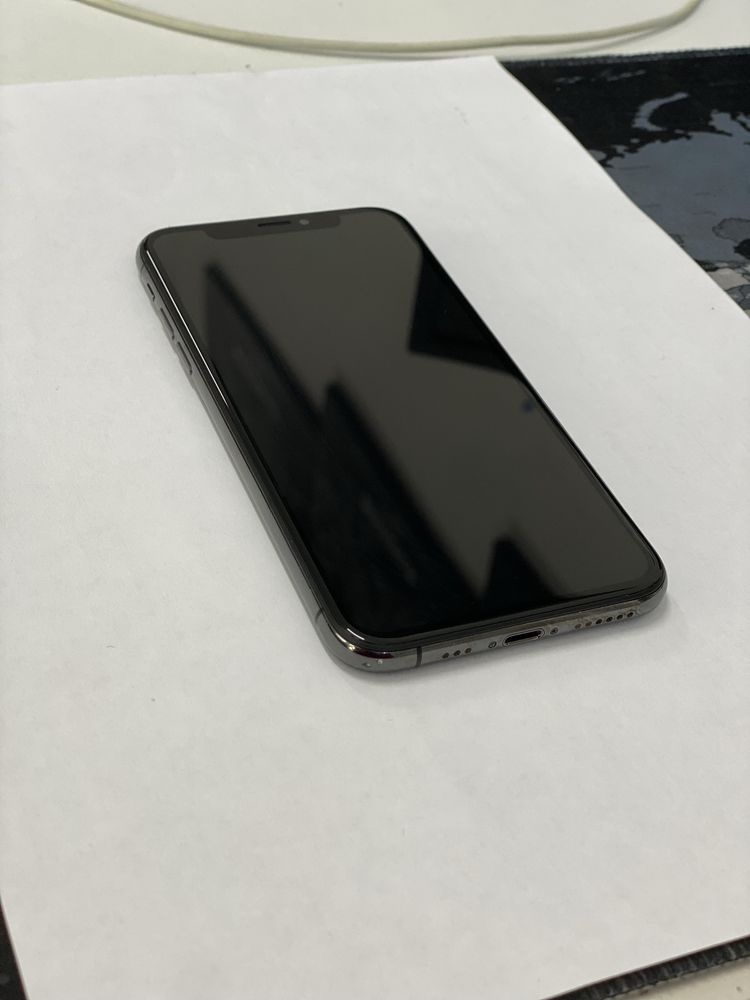 Продам iPhone XS 256gb