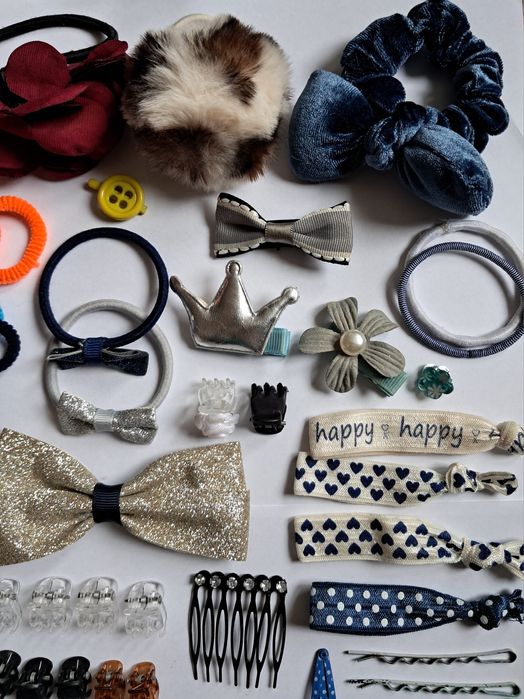 Duży zestaw spinek i gumek do włosów – mix kolorów i wzorów