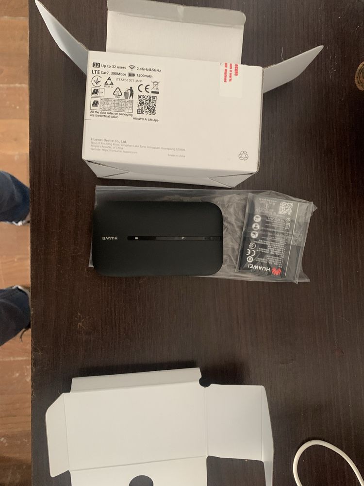 Bezprzewodowy do 32 uzytkownikow Router Huawei E5783,230a