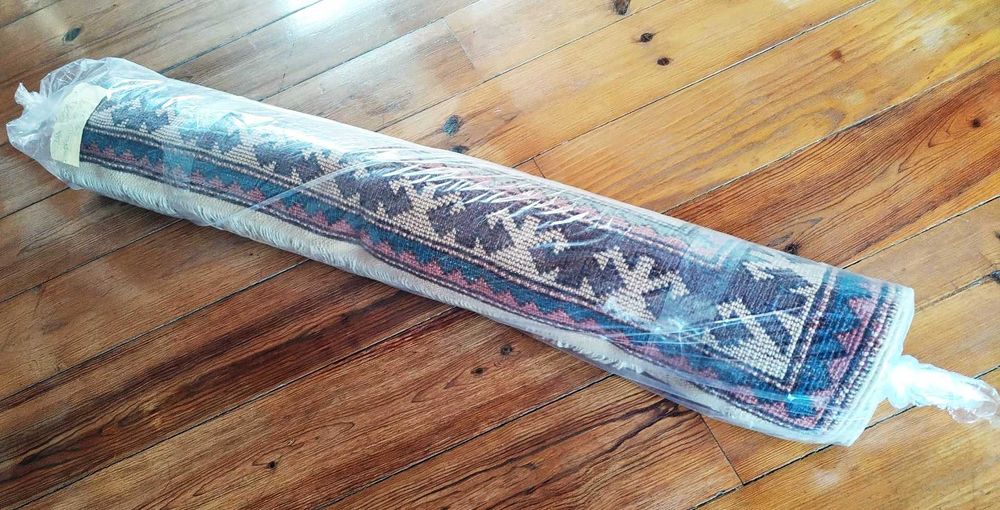 Tapete turco HADOSAN feito à mão (1.12m x 1,70 ) – com certificado