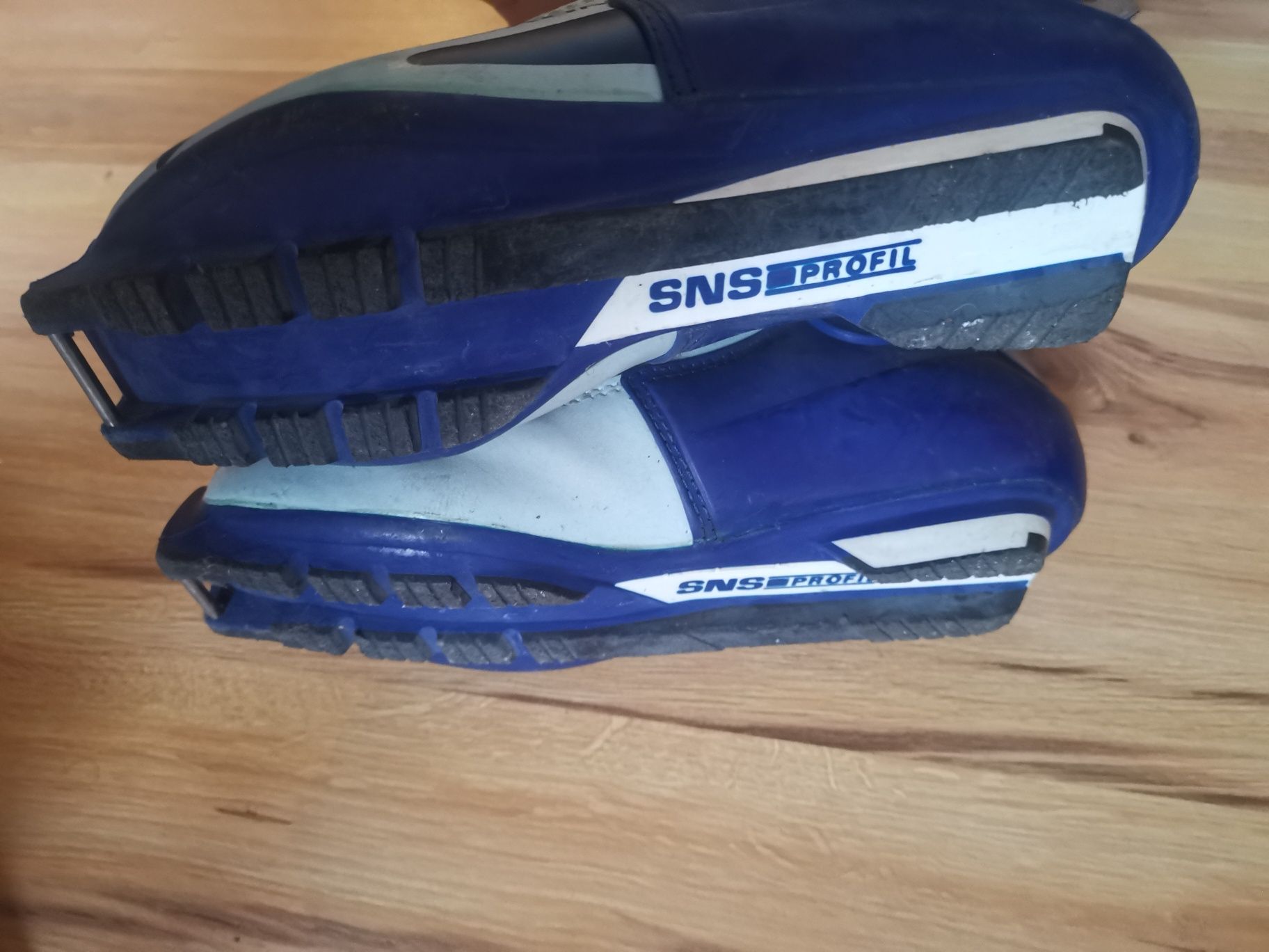 Salomon buty narciarskie do nart biegowych Vitane 8 SNS Profil 35