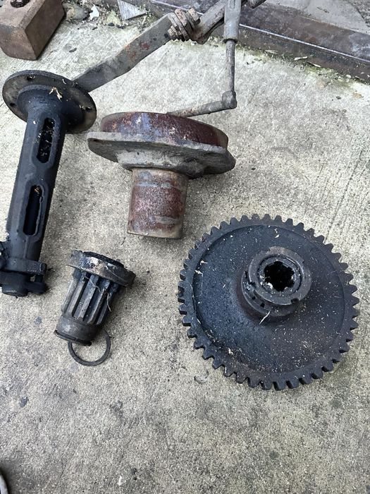 Шестерня привода НШ-100 ЮМЗ