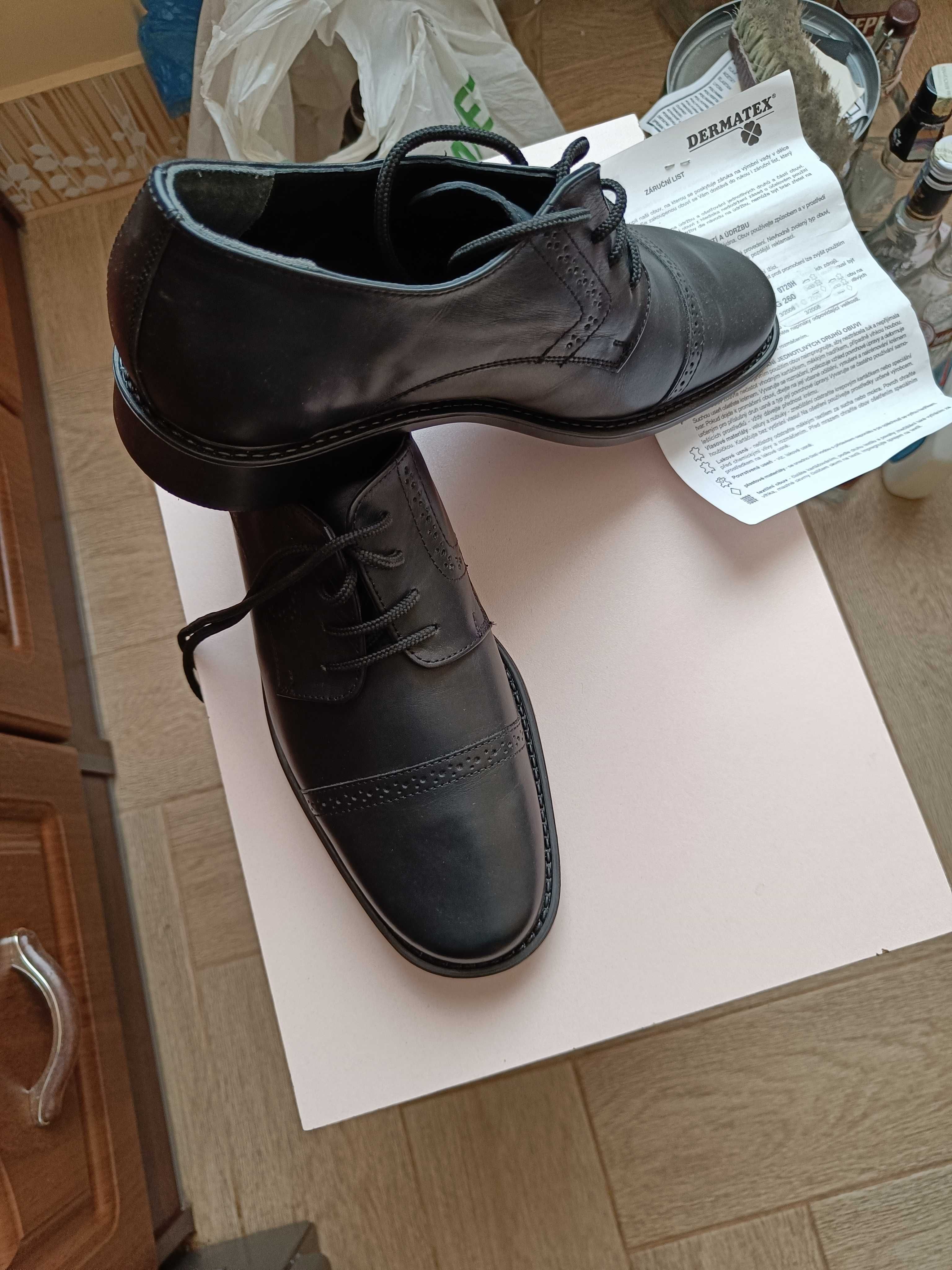 Чоловічі нові туфлі 41р