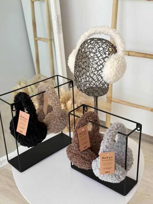 Теплі навушники лама