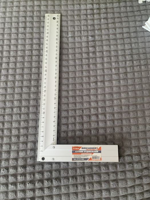 Кутник строительный BRIGADIER 350 мм, алюминий