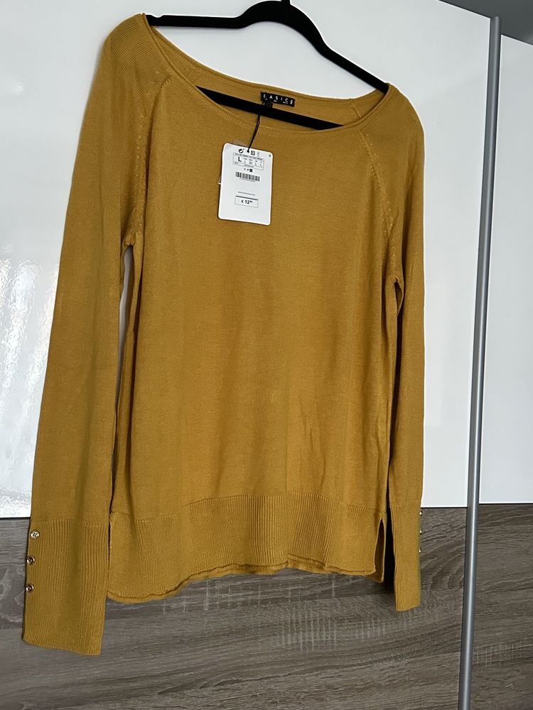 Nowy sweterek L Stradivarius