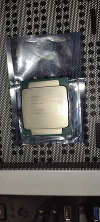 Процесор Intel XEON E5 2670 v3 12 ядер/24 потоки