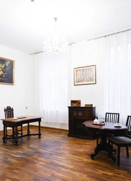 II piętro w reprezentacyjnej willi – ul. Żeromskiego 52, Łódź