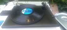 Sprzedam gramofon pro-ject primary.