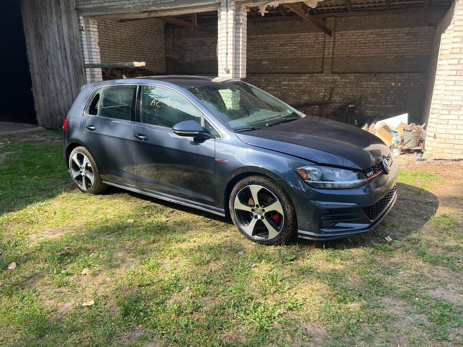 Golf VII GTI lift 2.0 TFSI LD5G zderzak klapa ćwiartka airbag konsola
