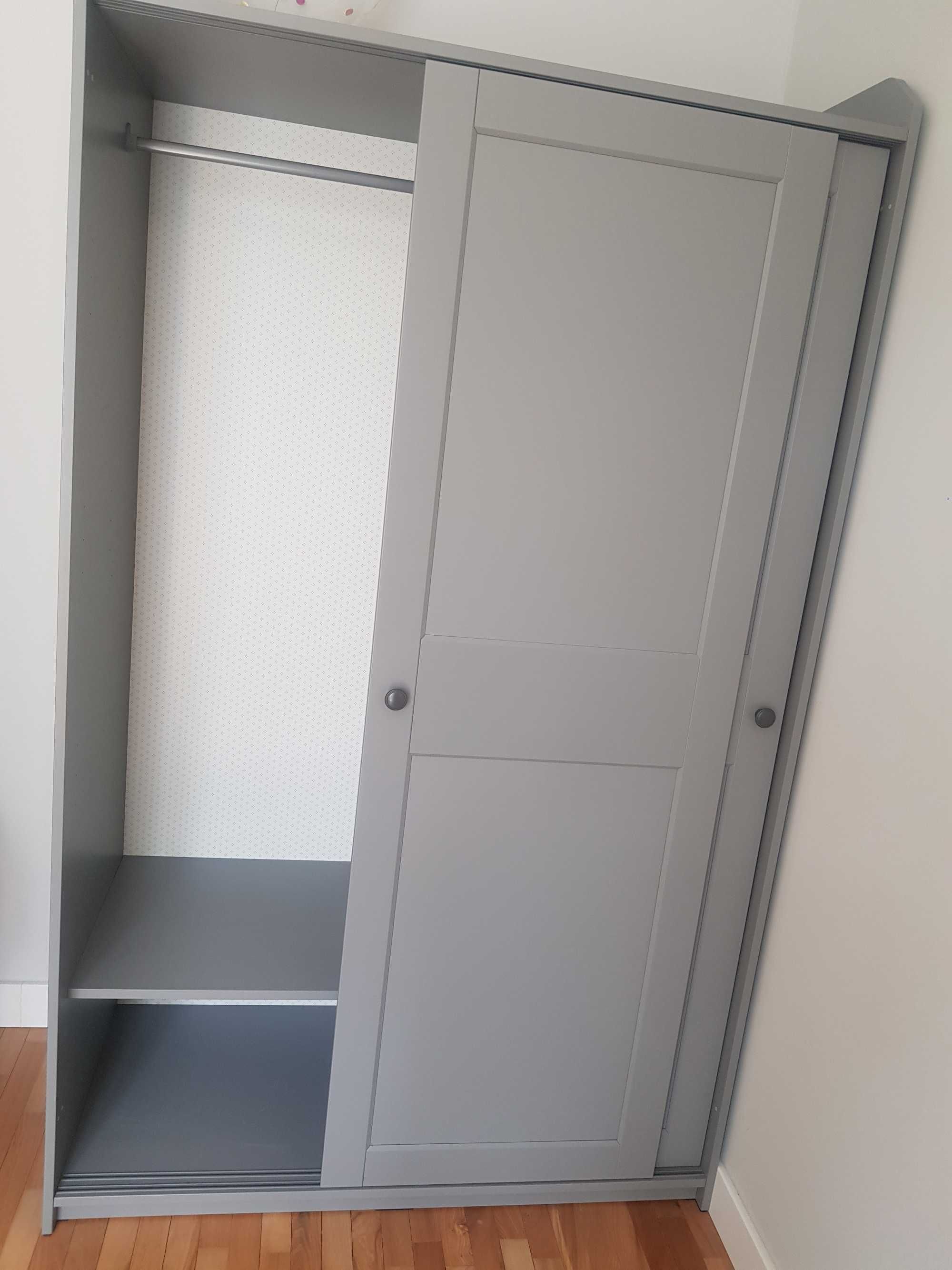 IKEA szafa Hauga szara plus 3 pólki dodatkowe