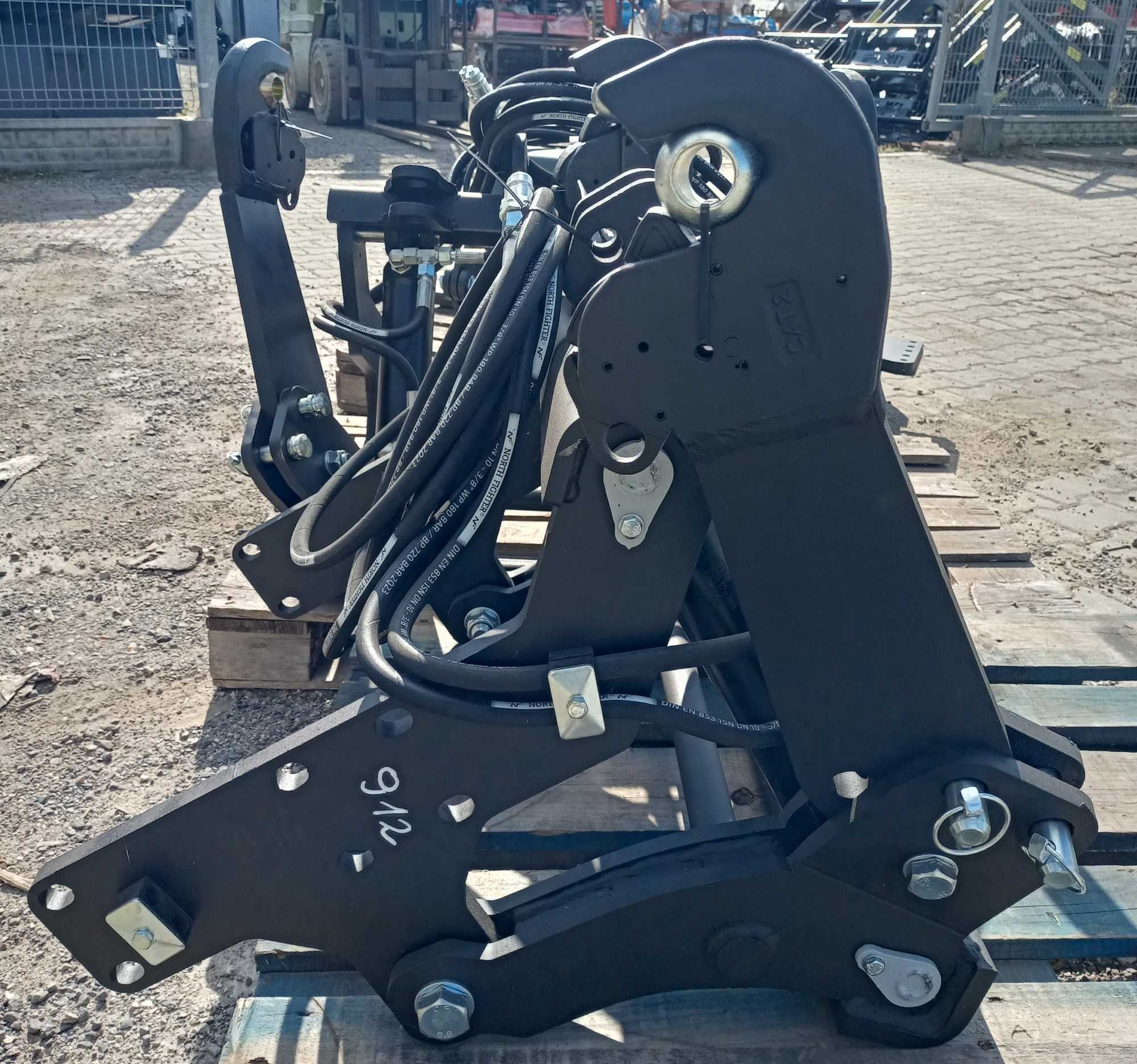 Przedni tuz do URSUS john deer pronar mtz belarus renault 2 i 3  tony