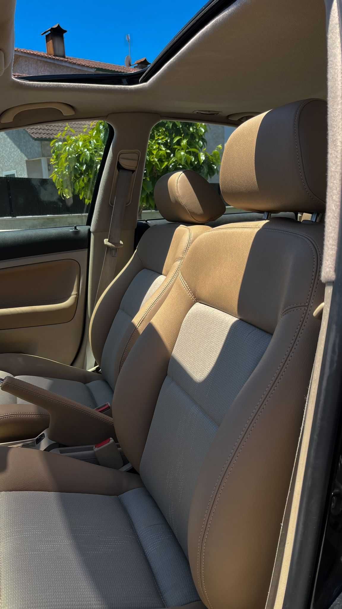VW Passat 1.9 TDI 115CV com Teto de abrir elétrico, 246.815 Km