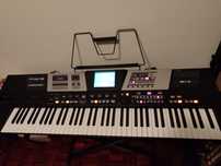 Roland VA-76 como novo