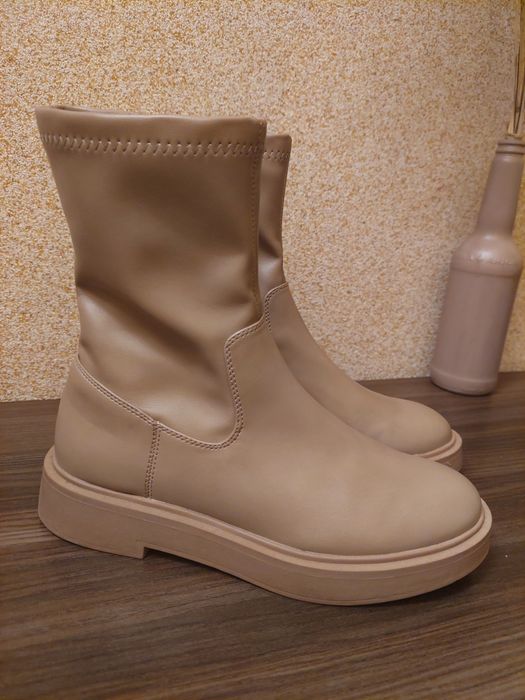 Ботинки/сапоги/Челсі 37р.