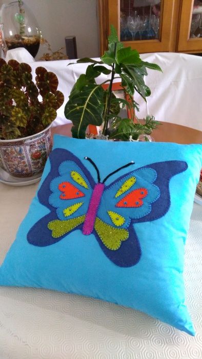 Almofada Bethacare borboleta em azul turquesa