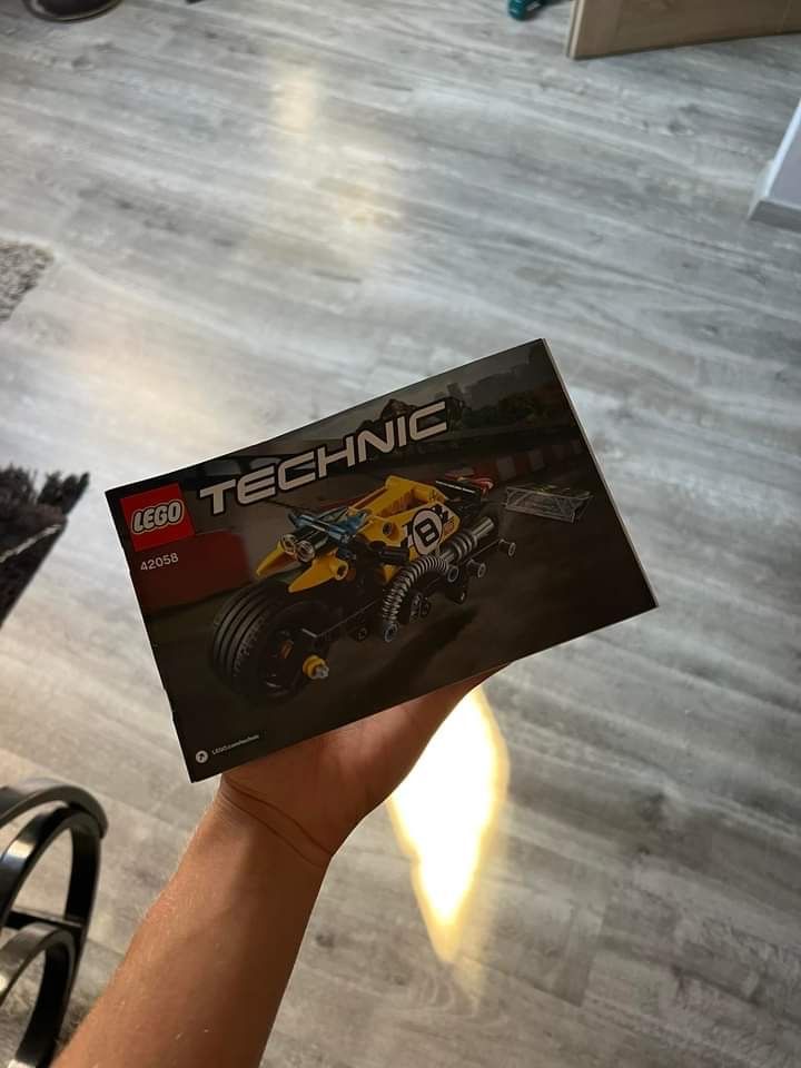 Lego Technic 42058