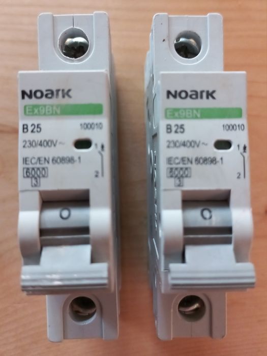 Вимикач навантаження 16А