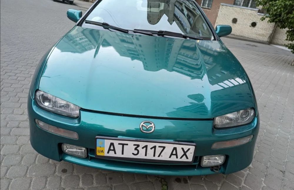 Продається Mazda 323f