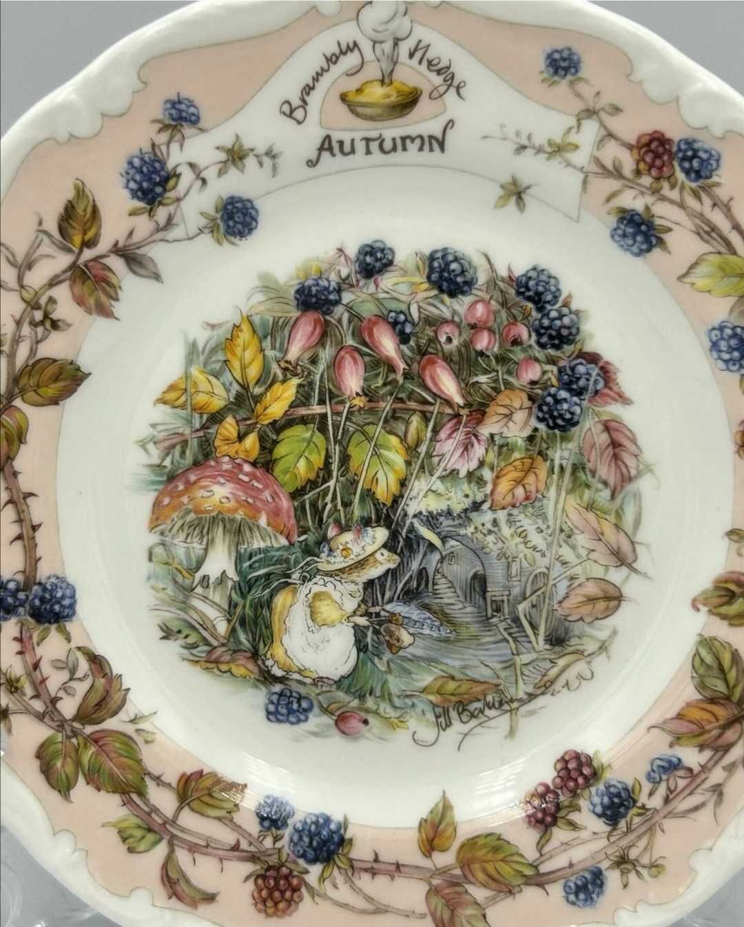 Колекційний англійський фарфор Royal Doulton