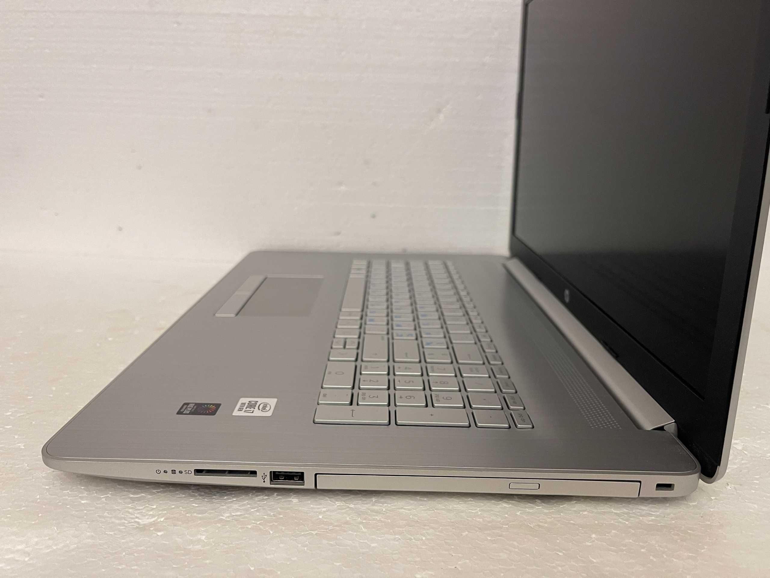 17.3" Экран Игровой 2024 HP Laptop 17 + (Core i7 10" го покол) + ИДЕАЛ