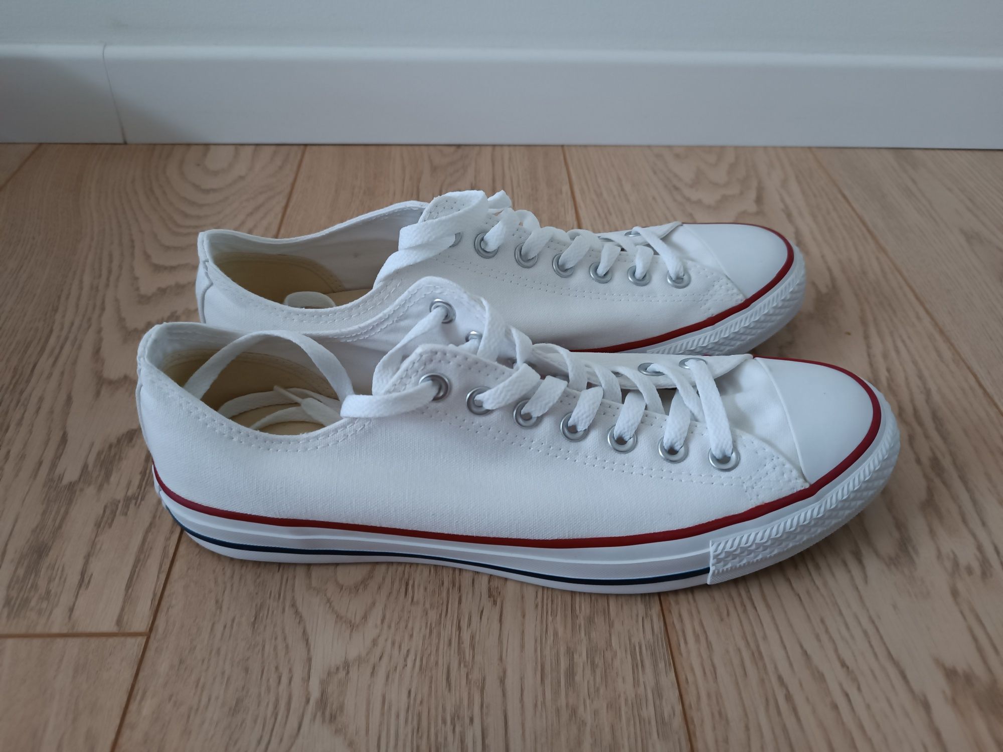 Nowe Converse M7652C białe, rozm. 44 – nieużywane
