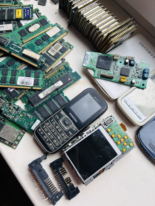 Радиодетали разные