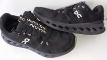 ON running  cloudsurfer 7   44,5 do biegania