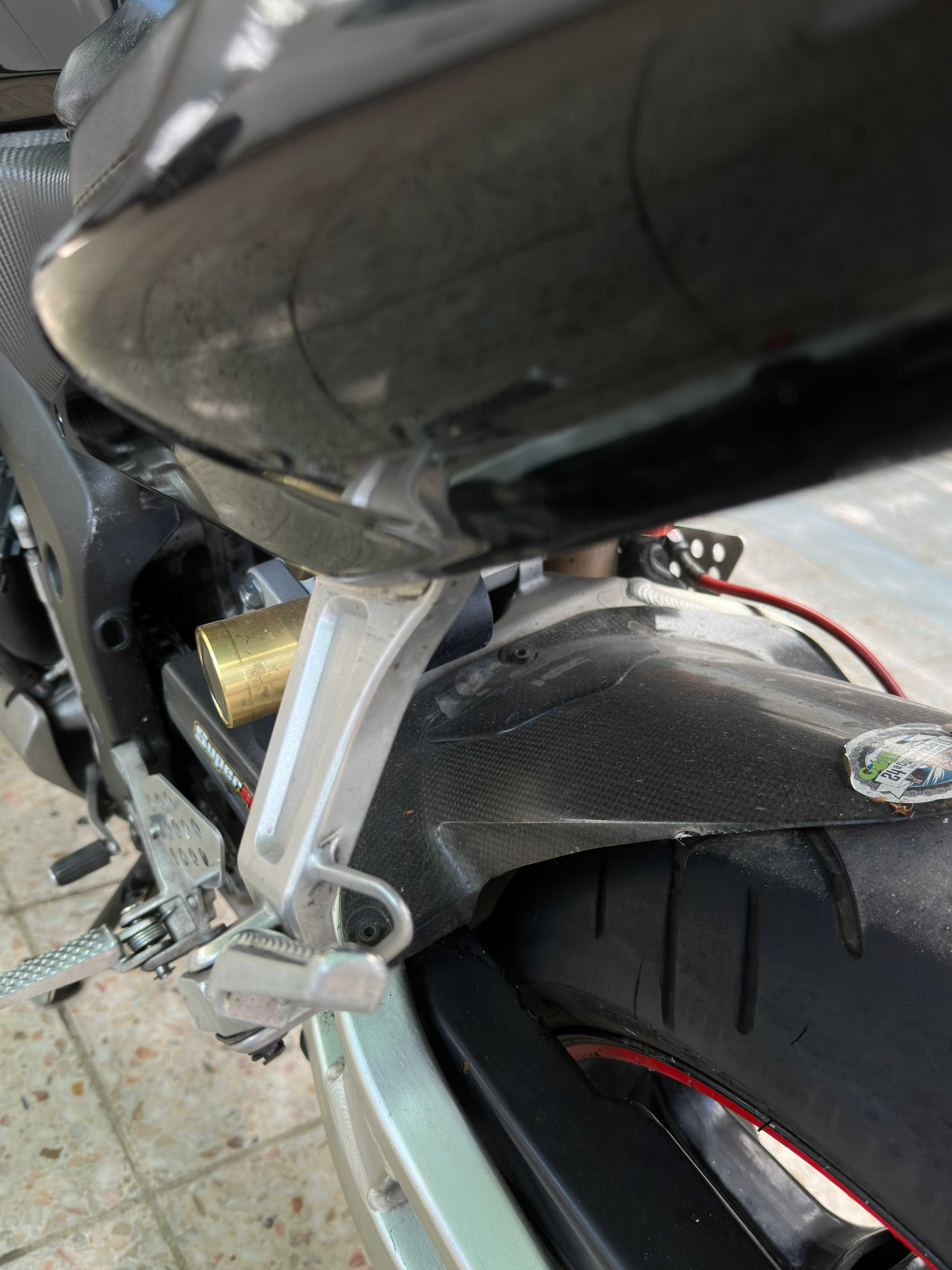 Cbr 600 RR - Pronta a andar