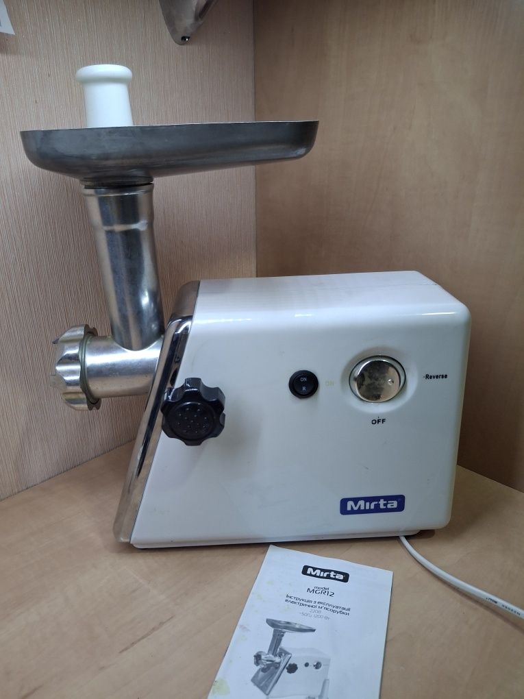 М'ясорубка MIRTA MGR 12